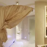 & Mirabel 公寓式酒店 3*