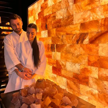 Apartahotel & Mirabel