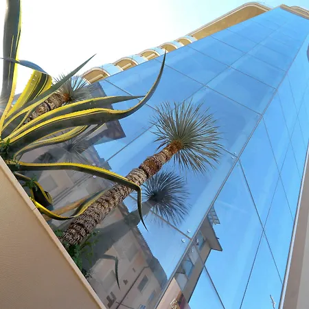 Apartahotel & Mirabel Grado