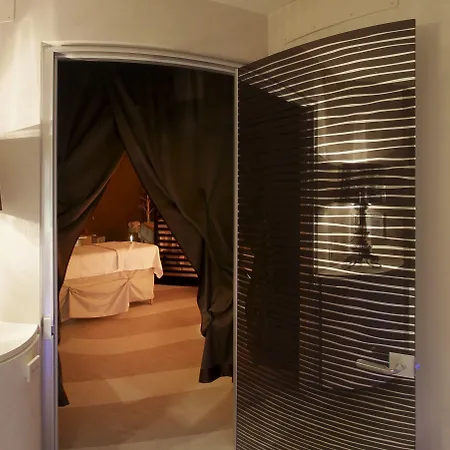 Apartahotel & Mirabel Grado