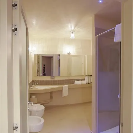 Apart Otel & Mirabel 3*