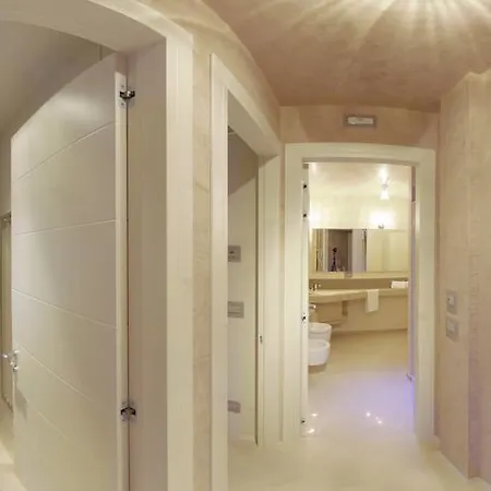 Apartahotel & Mirabel Grado