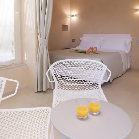 Apart Otel & Mirabel 3*