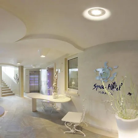 Apart Otel & Mirabel Grado