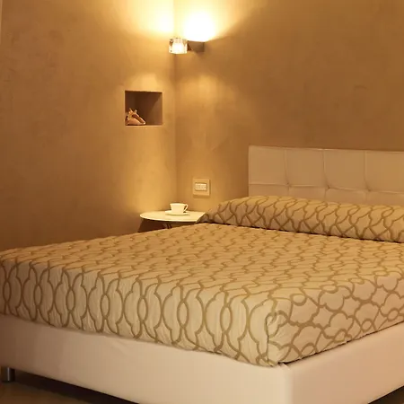 & Mirabel Appart hôtel