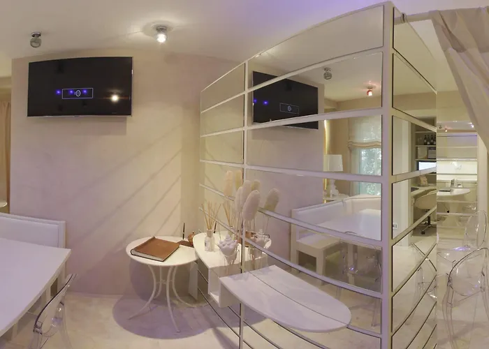 & Mirabel Aparthotel 3*