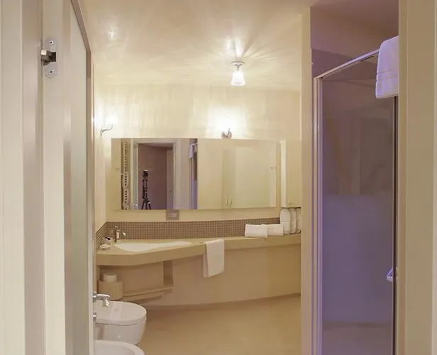 Appart hôtel & Mirabel 3*