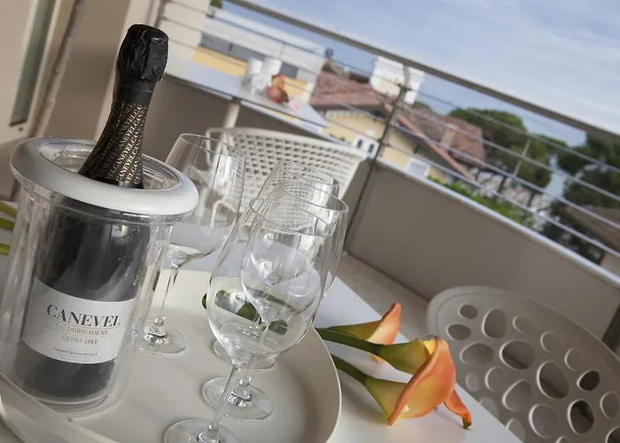 Lägenhetshotell & Mirabel